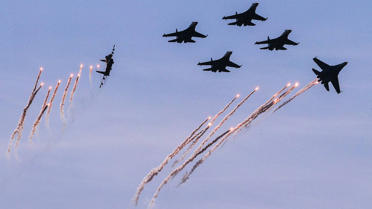 Вооруженный «до зубов» Су-35С попал на фото