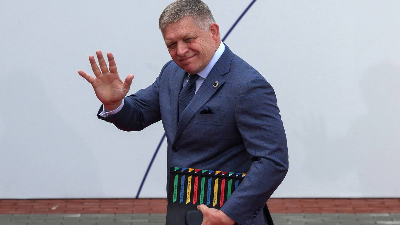 Премьеры страны ЕС пристали к Фицо в туалете с вопросами о Путине