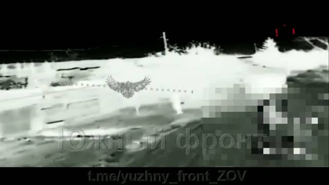Мощное уничтожение украинской ББМ дроноводом сняли на видео