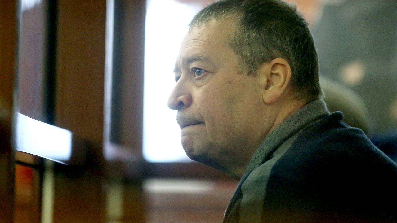Прославившийся угрозой разобрать дорогу экс-глава российского региона вышел из колонии