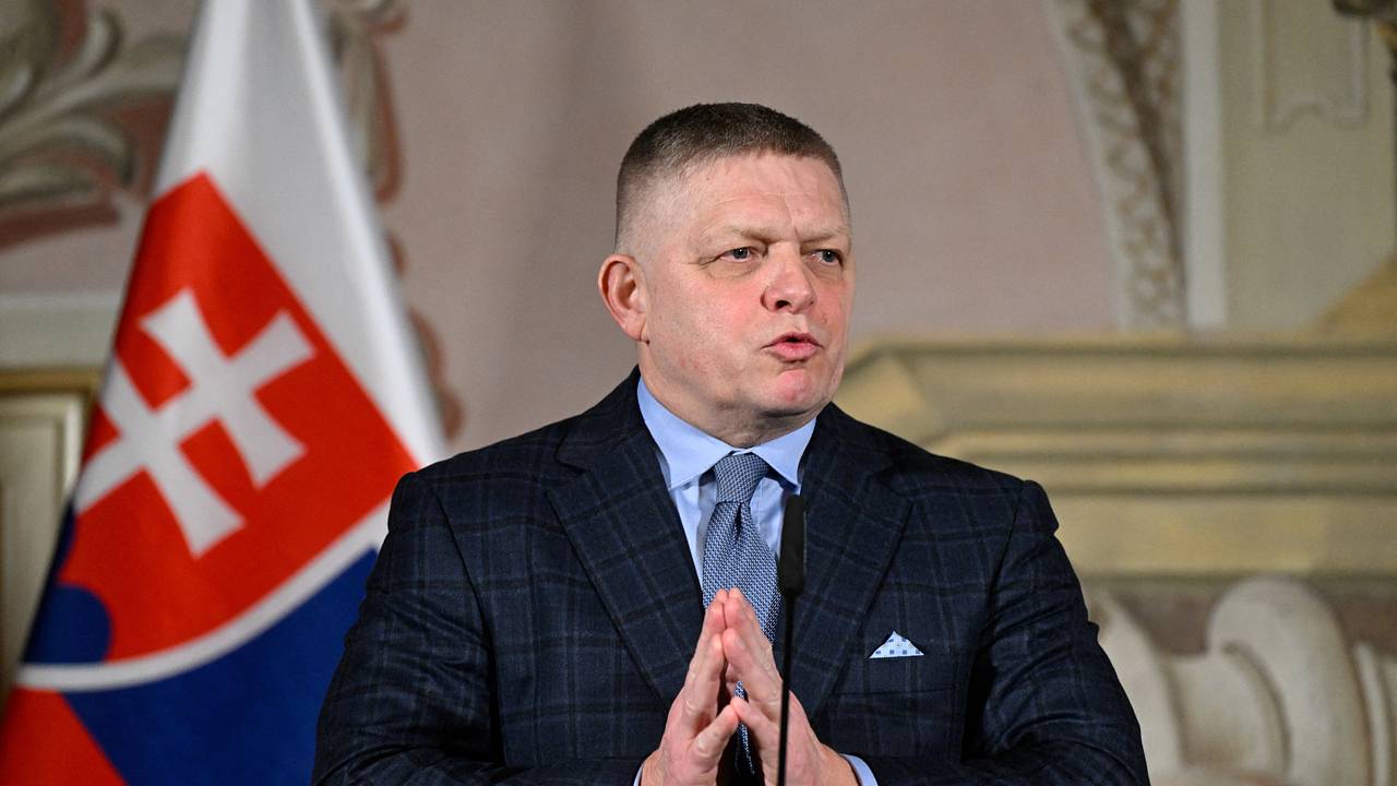 Фицо призвали не поддерживать евроинтеграцию Украины