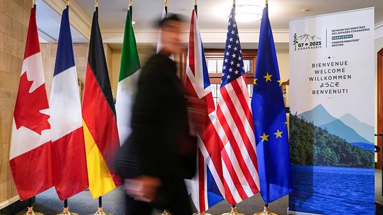 Страны G7 начали обсуждать создание постоянного секретариата