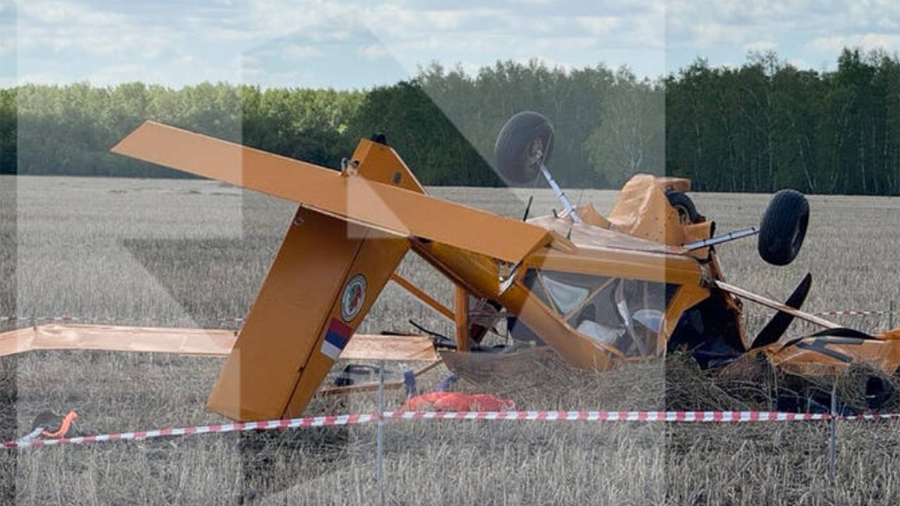 Опубликованы первые кадры с места крушения самолета в российском городе
