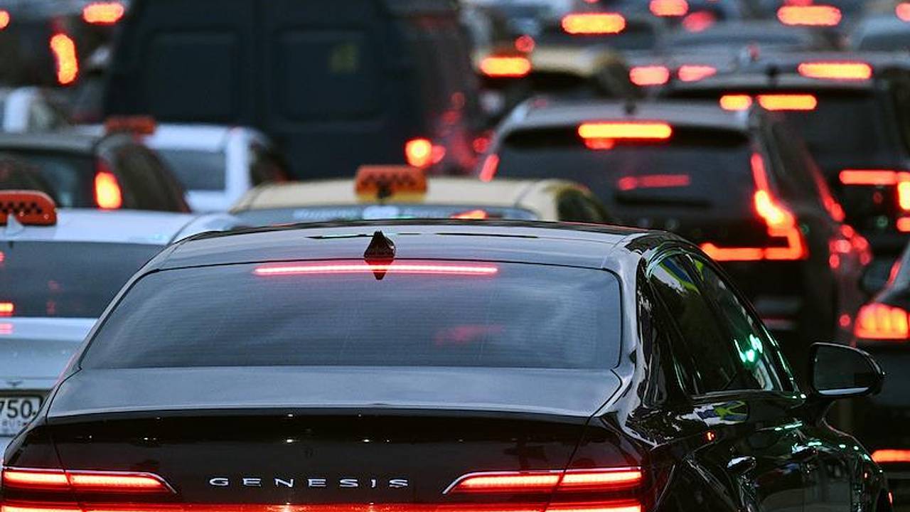 Москвичей предупредили о пробках