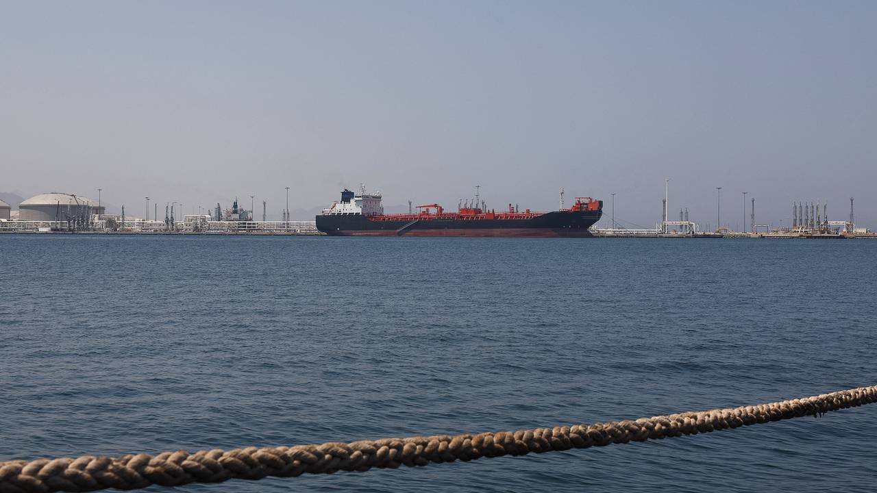 Уязвимость кораблей ВМС США в Ормузском проливе связали с проблемой радиогоризонта