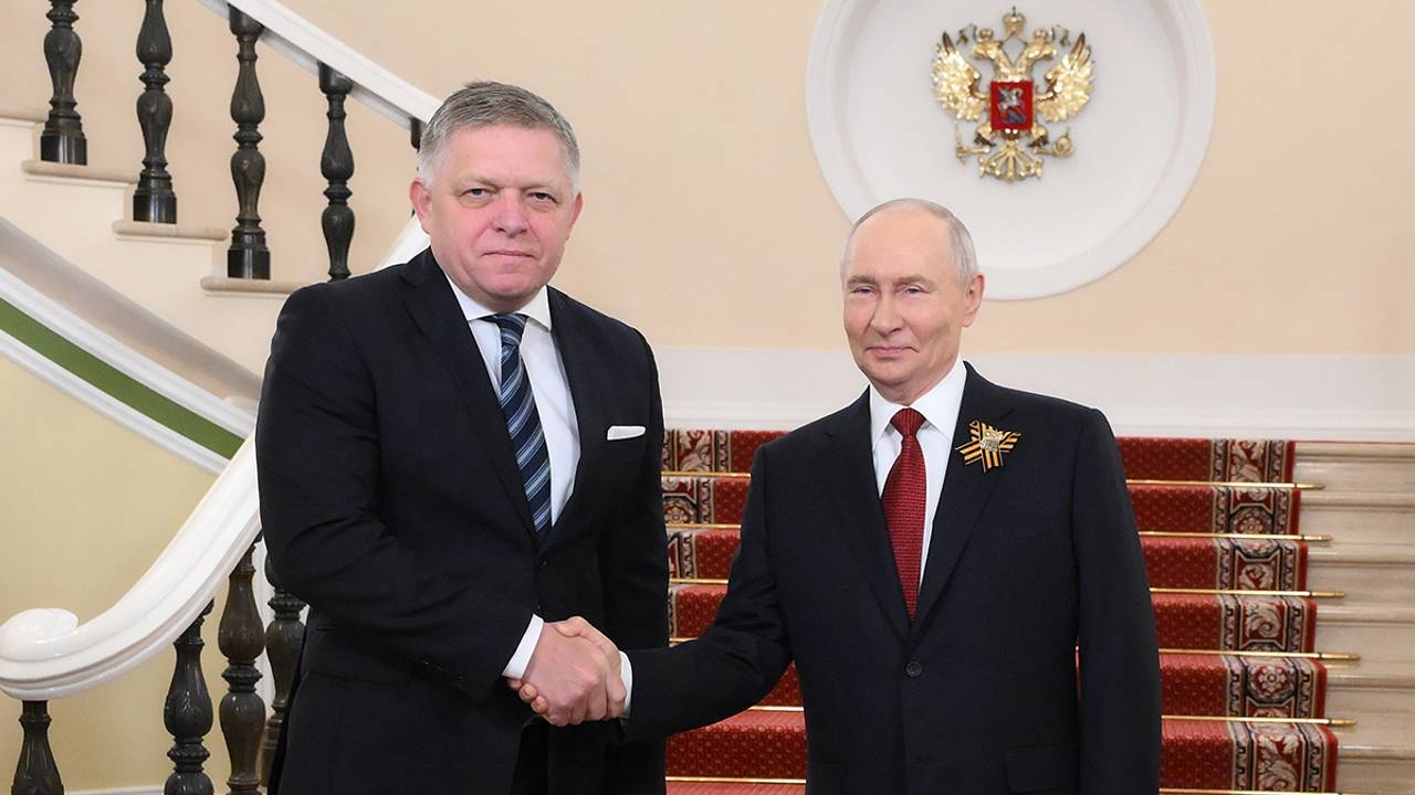 Планы Фицо обсудить с Путиным Украину раскрыли