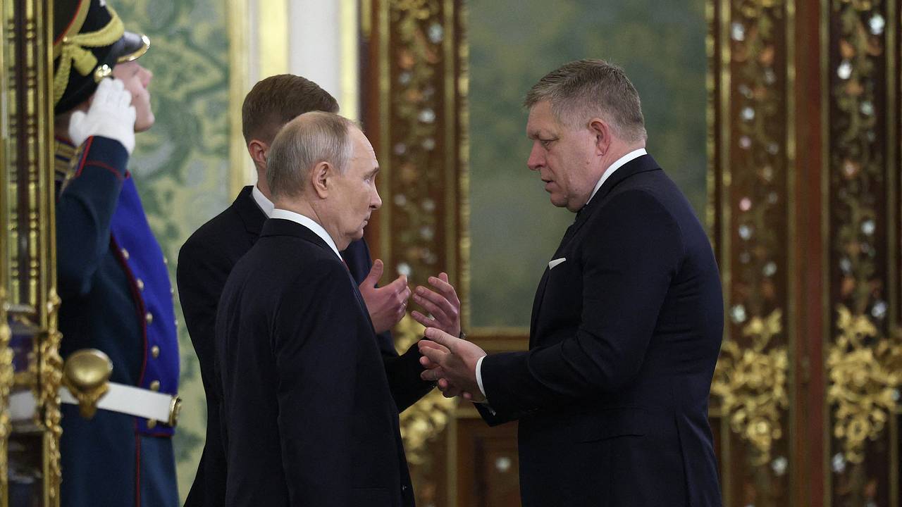 Фицо рассказал Путину о контактах с Зеленским