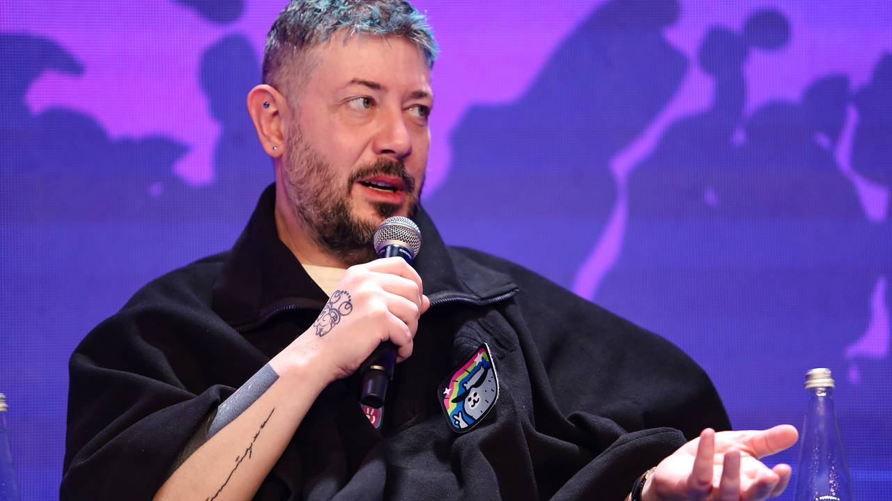 Артемий Лебедев высказался о Зеленском словами «как был капитаном КВН, так и остался»