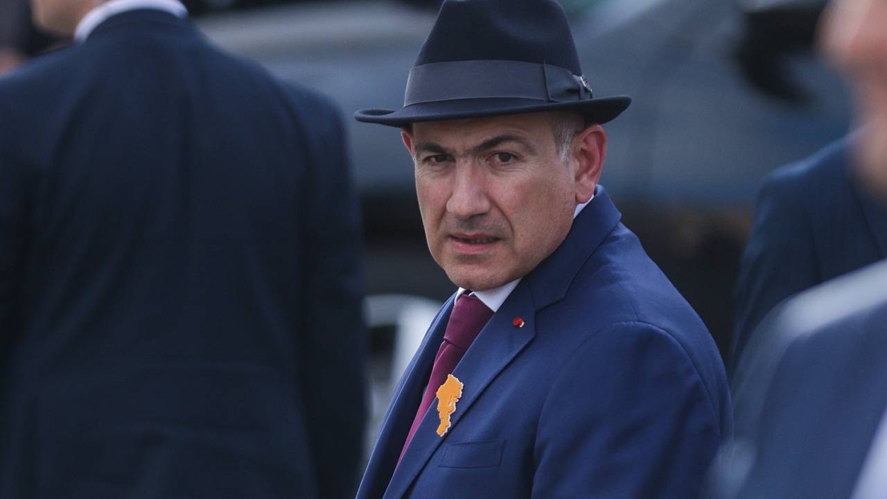 Пашинян отказался резать Армению