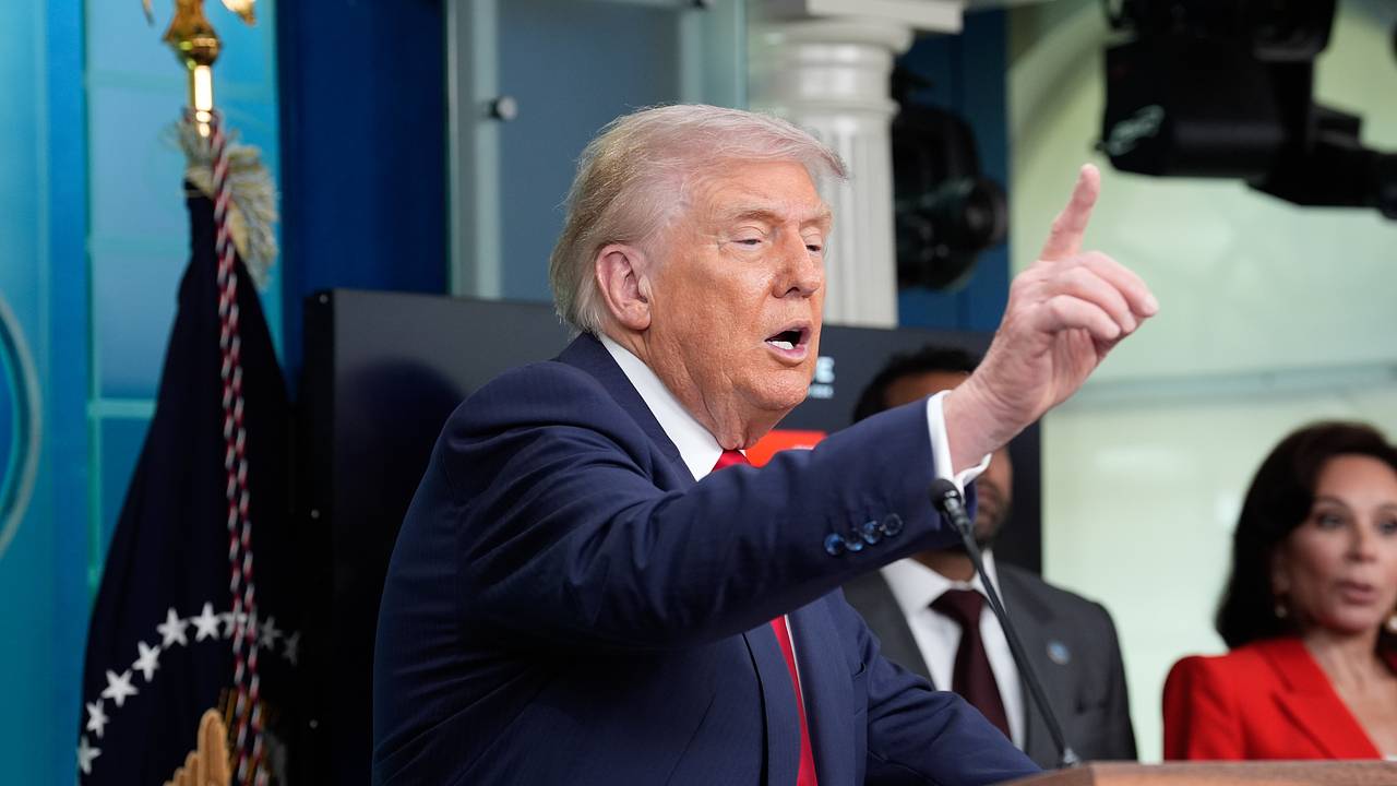 В США заявили о потере 90 процентов вложений доверившихся Трампу американцев