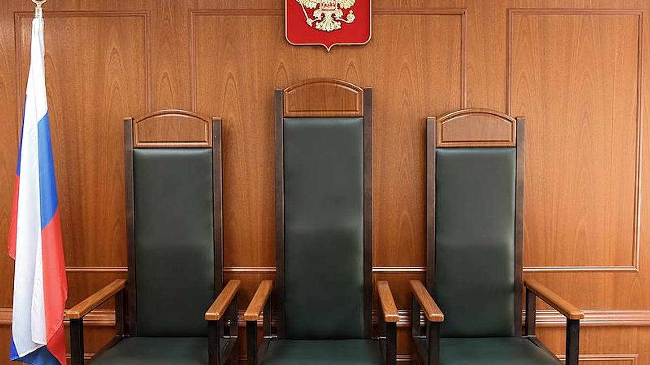 Племянника актрисы Варнавы наказали из-за 87-летней женщины