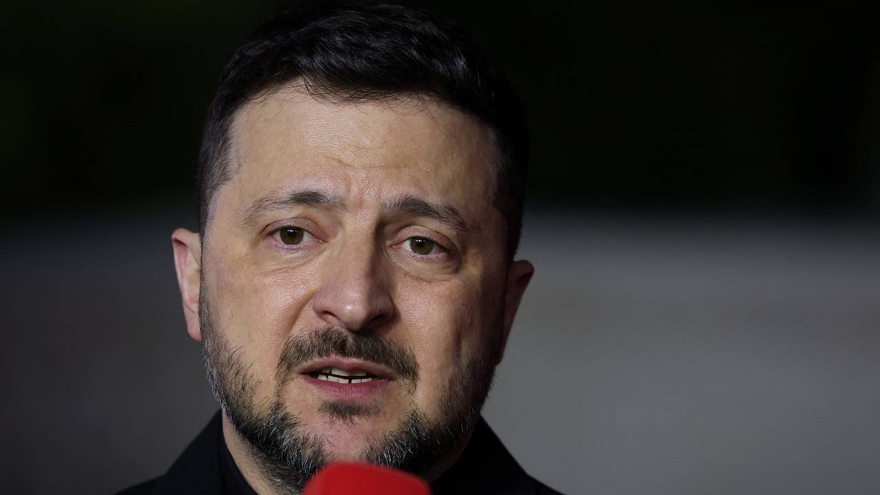 Бывший премьер-министр Украины сообщил о скором конце режима Зеленского