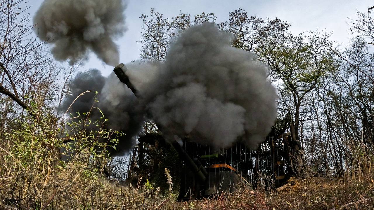 Великобритания купит 72 САУ из-за Украины