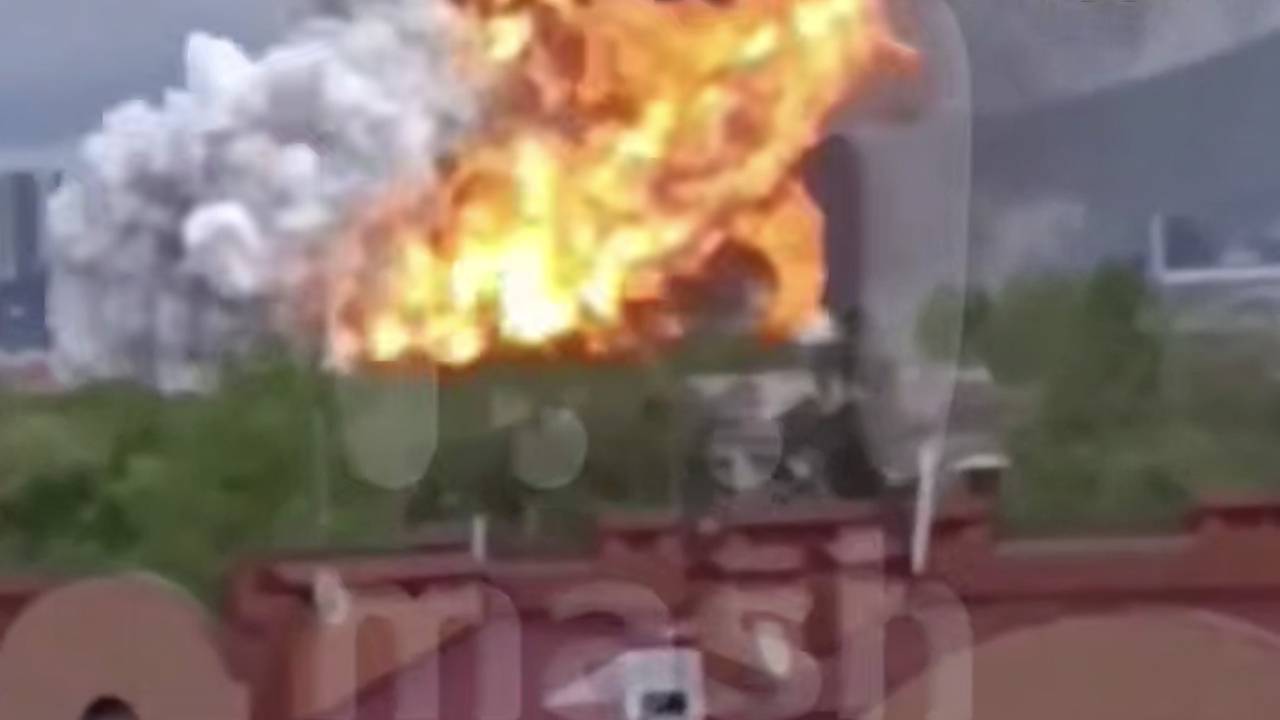 Появились новые подробности о взрыве на российской заправке