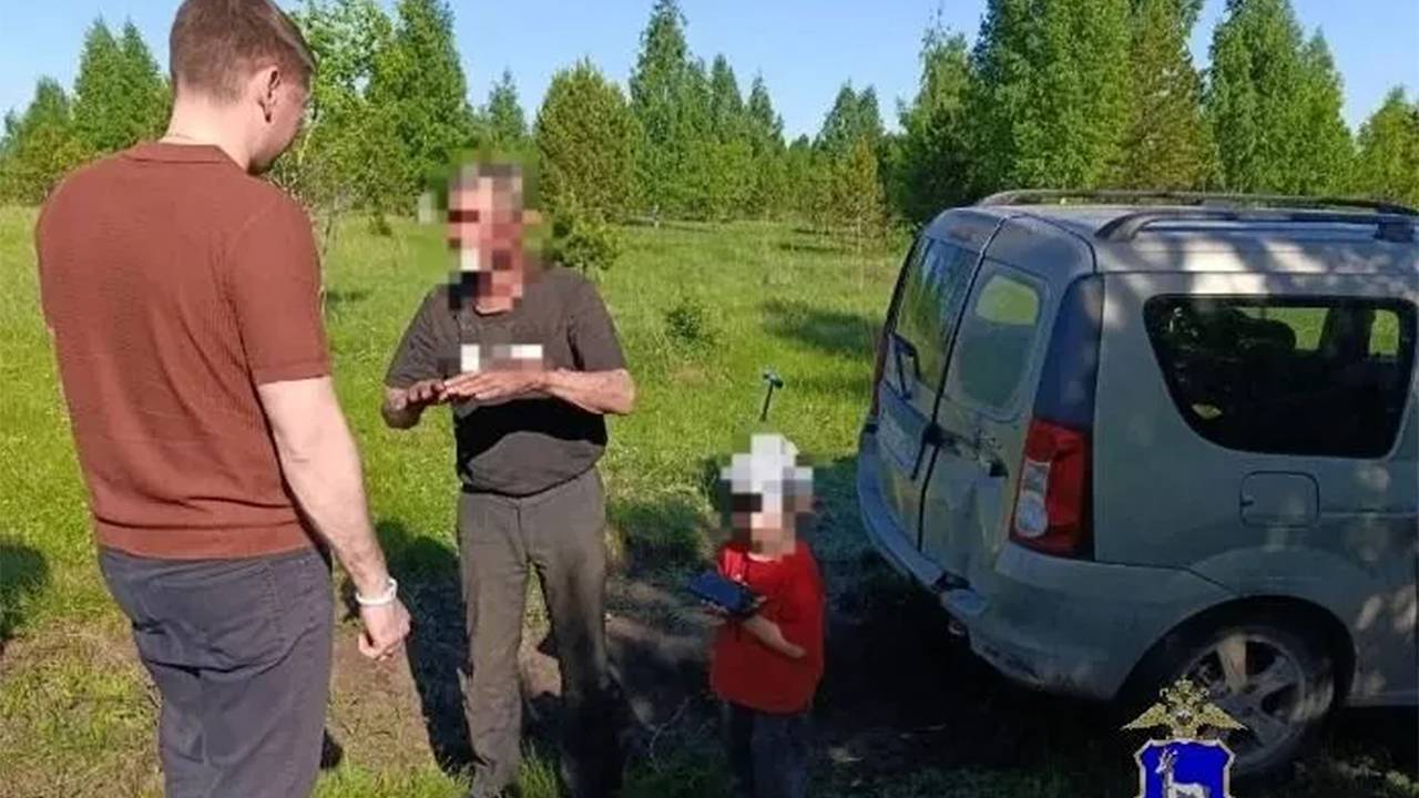 Пропавших в лесу пенсионера и ребенка нашли после масштабных поисков