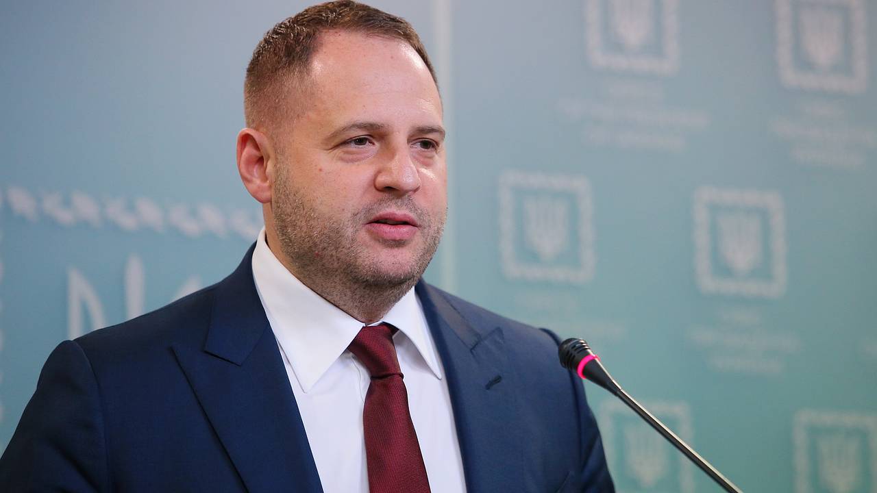 Названы возможные сроки выхода Ермака из СИЗО
