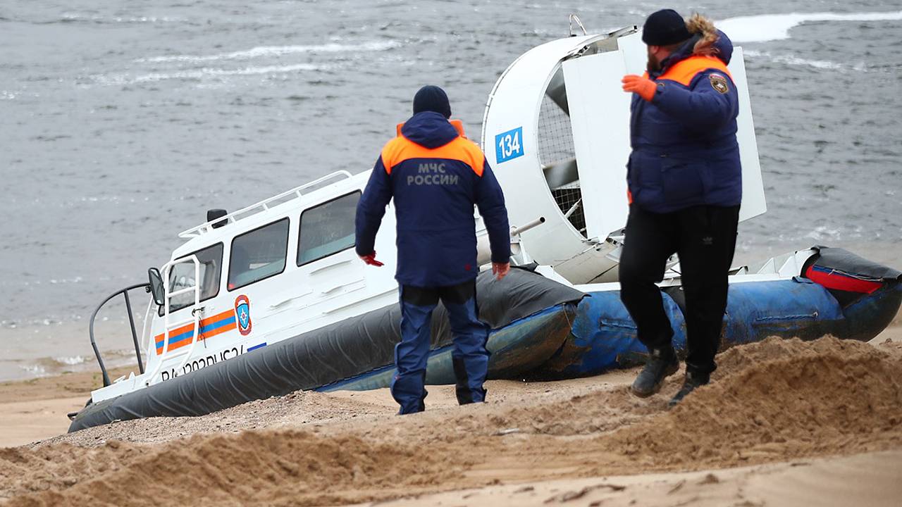 Раскрыта возможная причина трагедии с пассажирами катера на Байкале