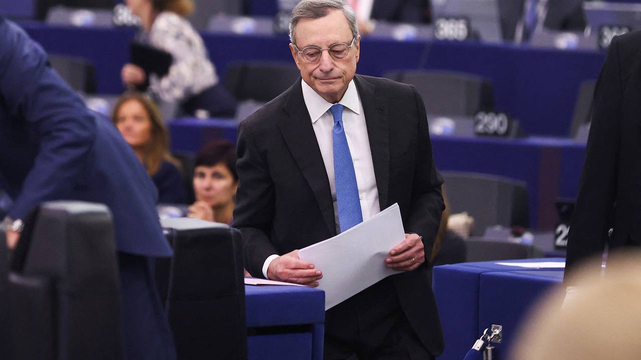 На Украине назвали кандидатуру Зеленского на роль переговорщика от Европы