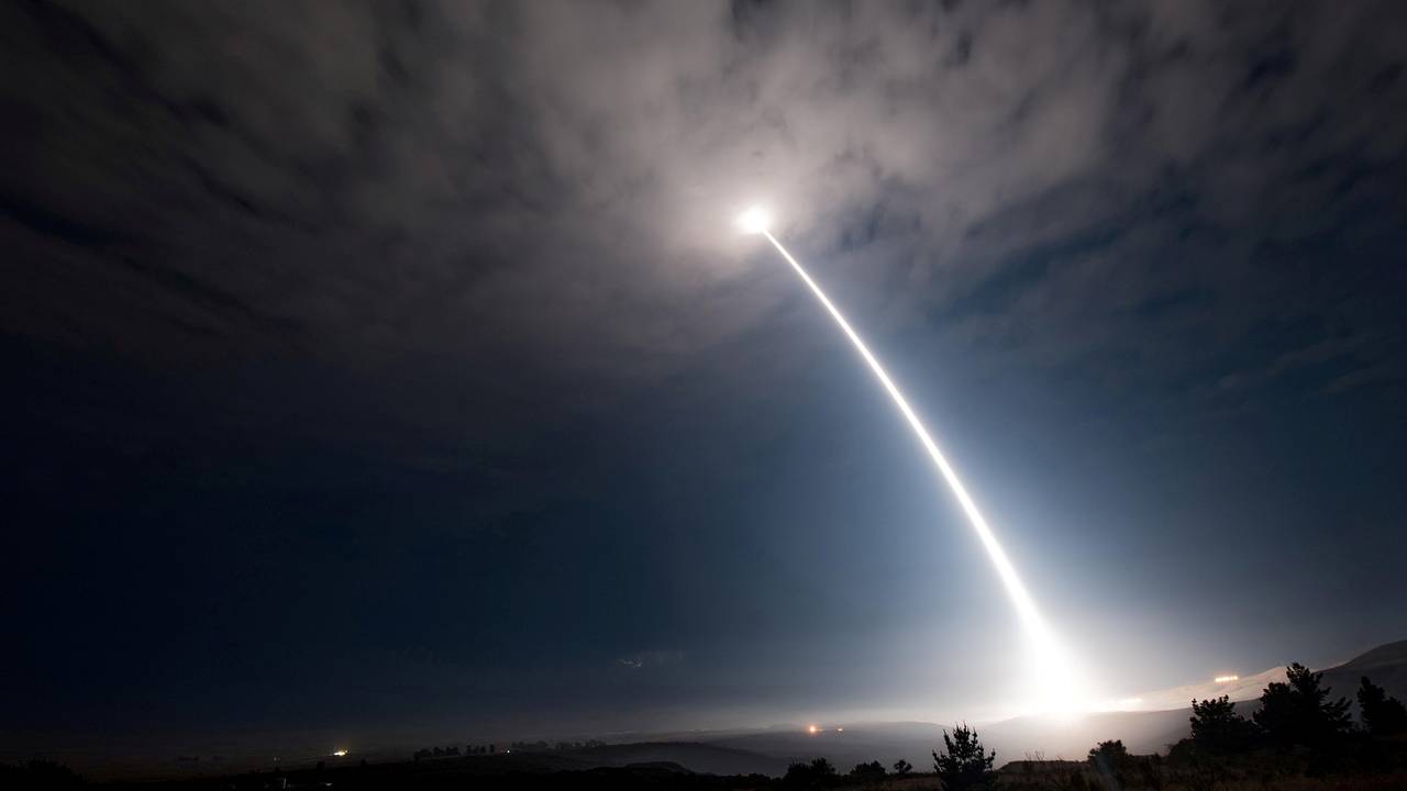 В США провели пуск межконтинентальной ракеты Minuteman III