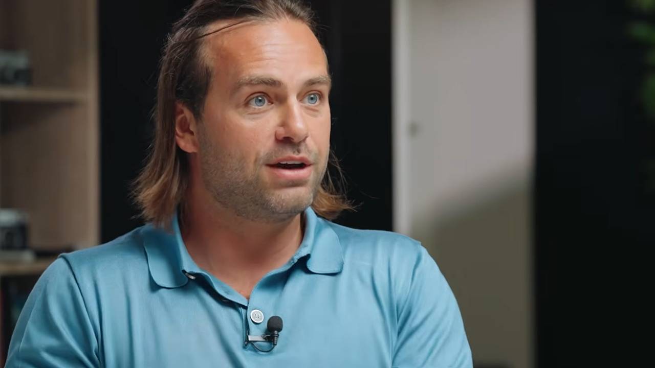 Бросивший младенца в сугроб блогер рассказал о проблемах с визой в США