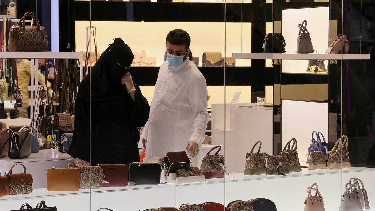 Россиянка описала особенности шоппинга в Саудовской Аравии словами «доводит до психоза»