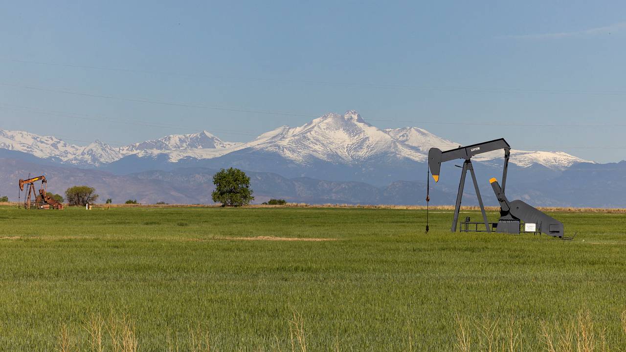 Запасы нефти в стратегическом резерве США стали таять