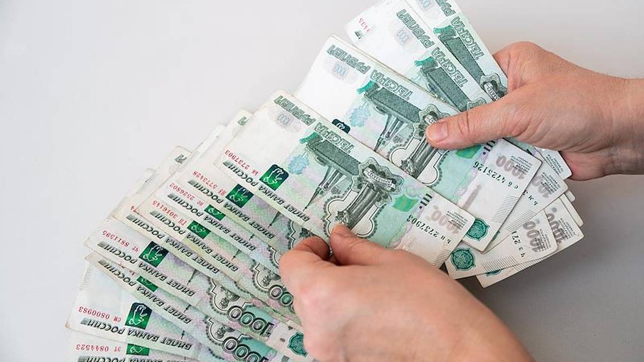 Сергей Жуков рассказал о потере заработанных денег