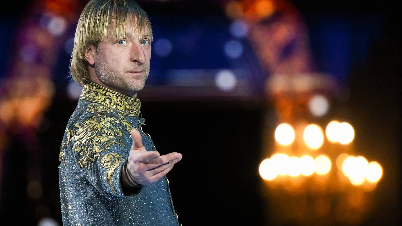 Евгений и Александр Плющенко закрыли аккаунты в соцсети