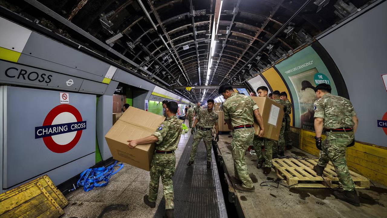Силы НАТО спустились в лондонское метро для отработки ударов по России