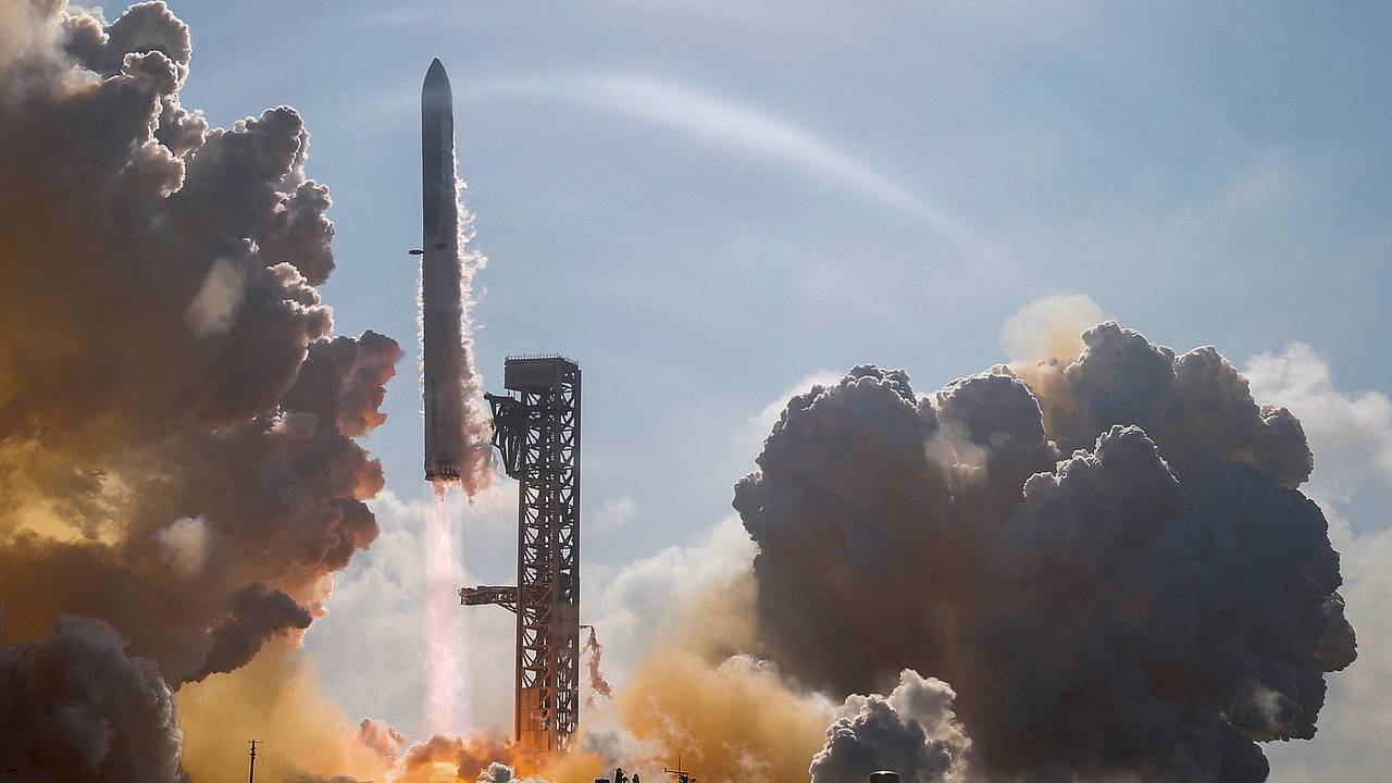 Во время полета ракеты Starship зафиксировали аномалию