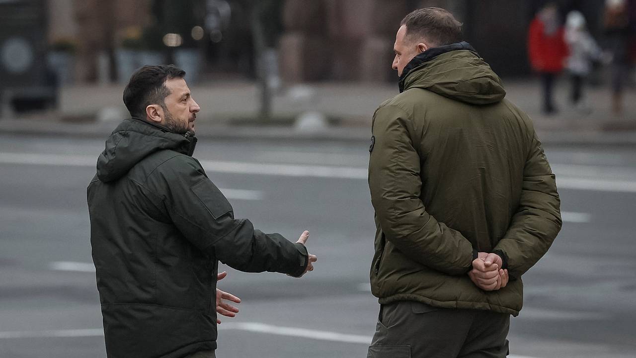 Экс-премьер Украины назвал ставшее ударом для Зеленского событие