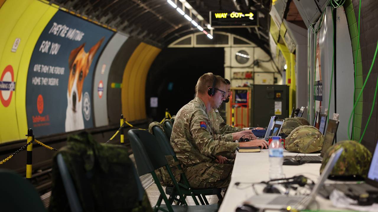 Раскрыты подробности операции по отражению атаки России в лондонском метро Раскрыты подробности операции по отражению атаки России в лондонском метро