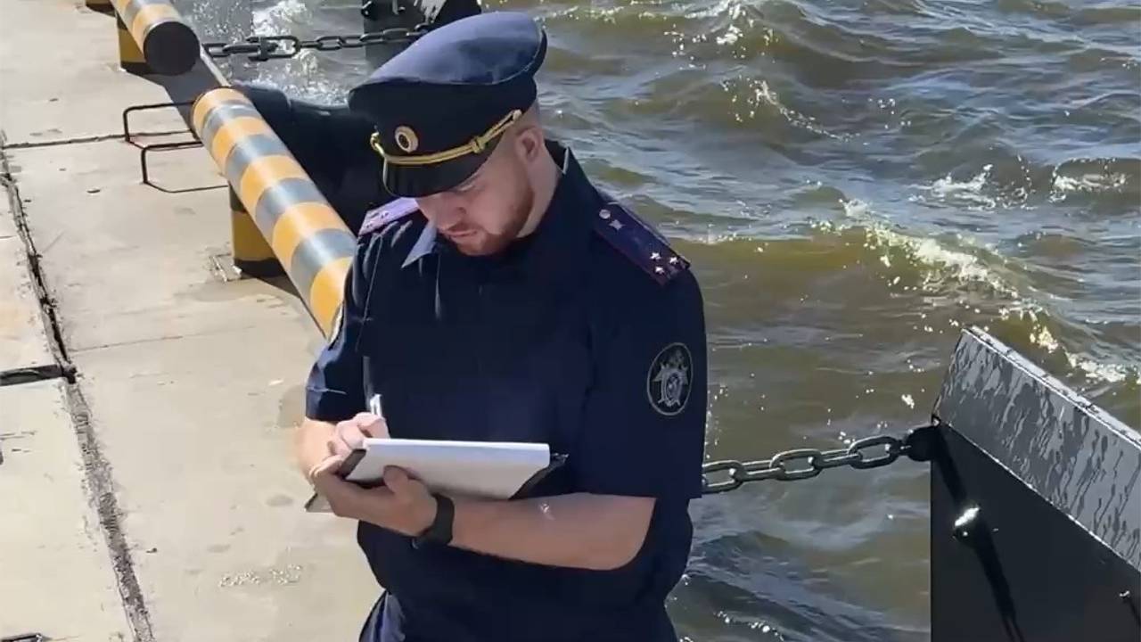 Следственный комитет отреагировал на прибывший из Бельгии заминированный газовоз