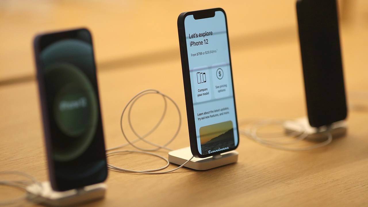 Дорогие и дешевые смартфоны сравнили