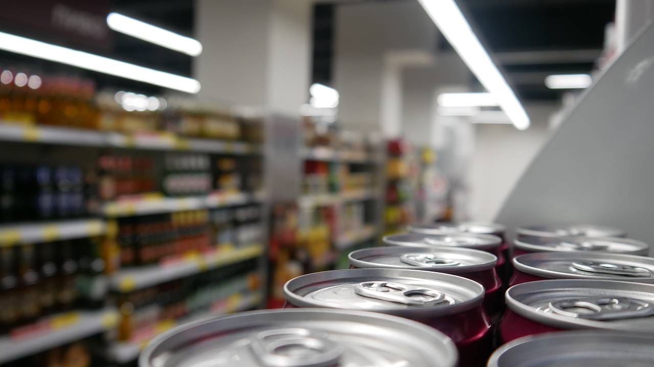 В России заметно упали продажи одного вида напитков В России заметно упали продажи одного вида напитков