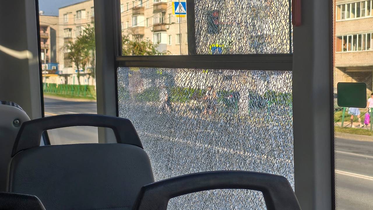 Стрелявшего по рейсовым автобусам мужчину задержали в Петербурге