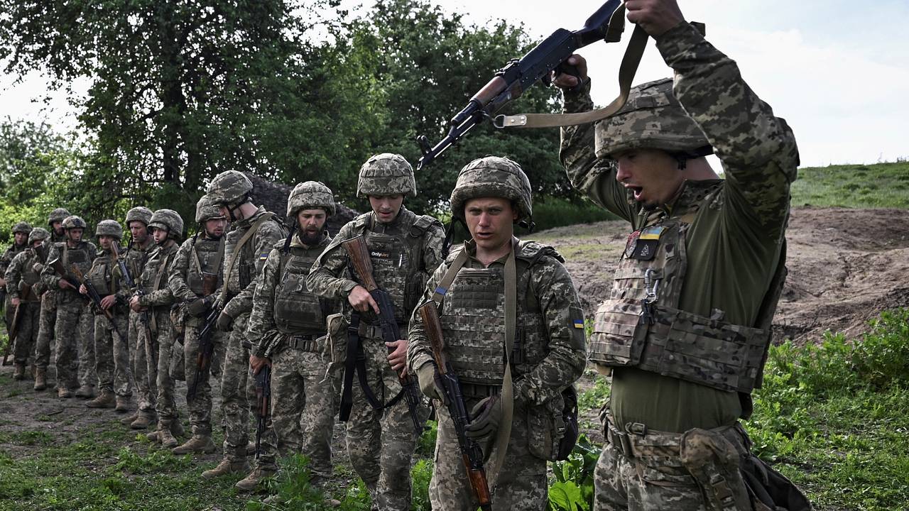Мендель заявила о страхе украинцев перед отправкой на фронт