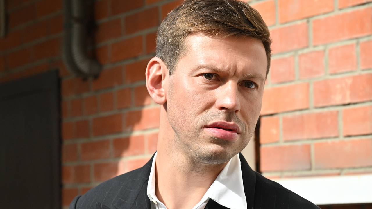 Смолов потерял крупную сумму из-за ставки на Сафонова