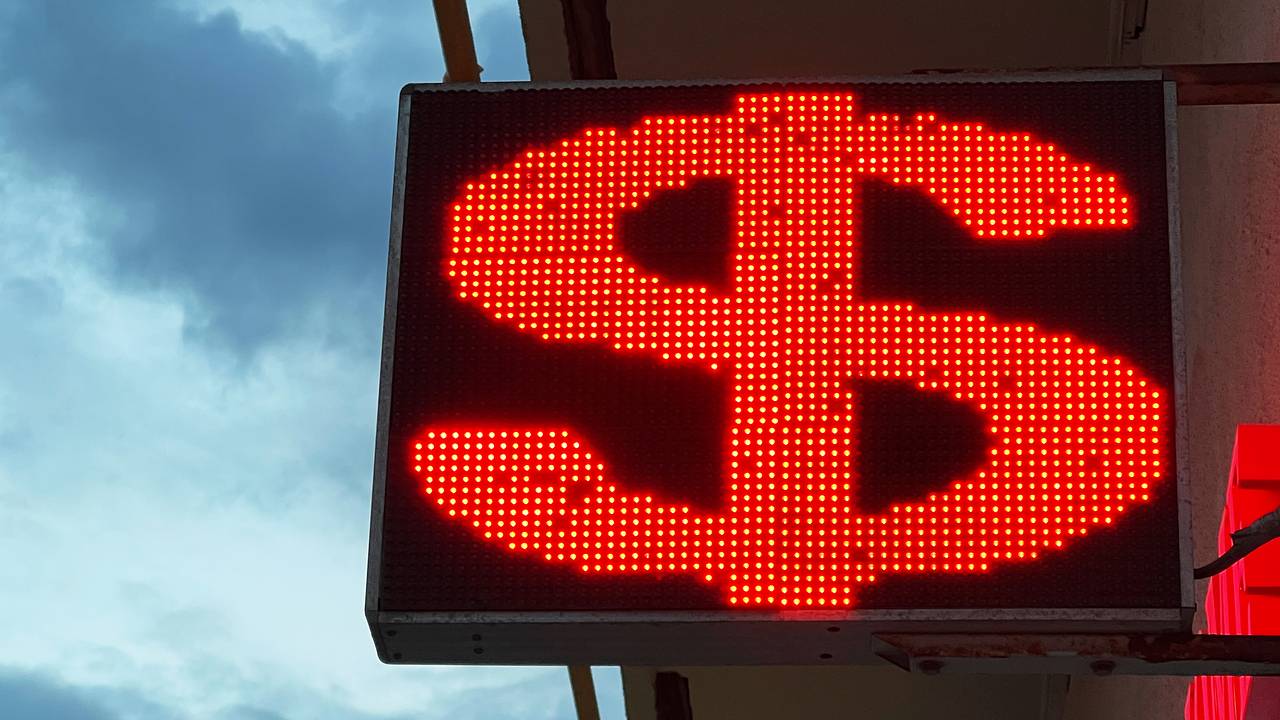 В России спрогнозировали заметное укрепление доллара
