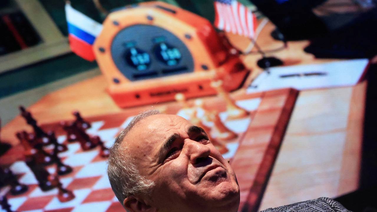 В Крыму прокомментировали слова Каспарова об украинском флаге над Севастополем