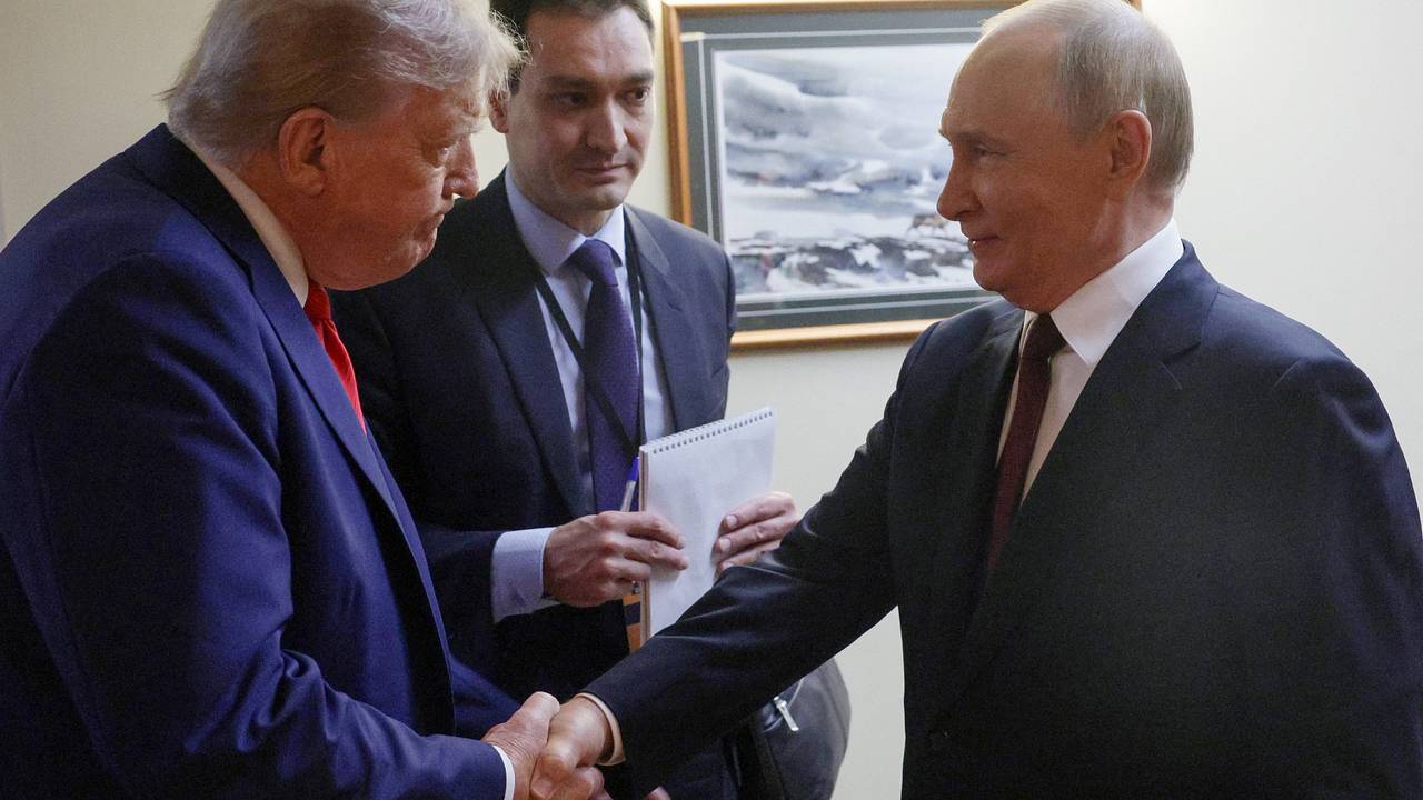 Бывший сенатор США высказался о большом уважении Трампа к Путину