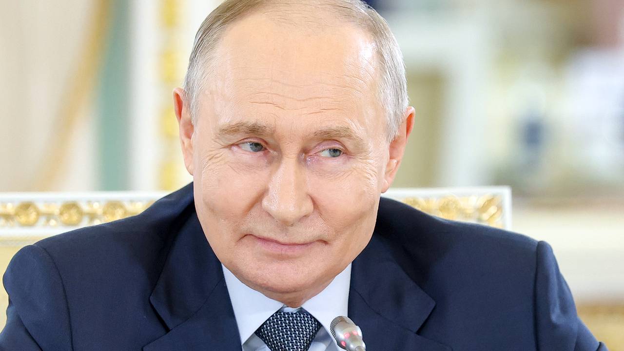 Путин рассказал о возможности переизбрания на новый срок Путин рассказал о возможности переизбрания на новый срок