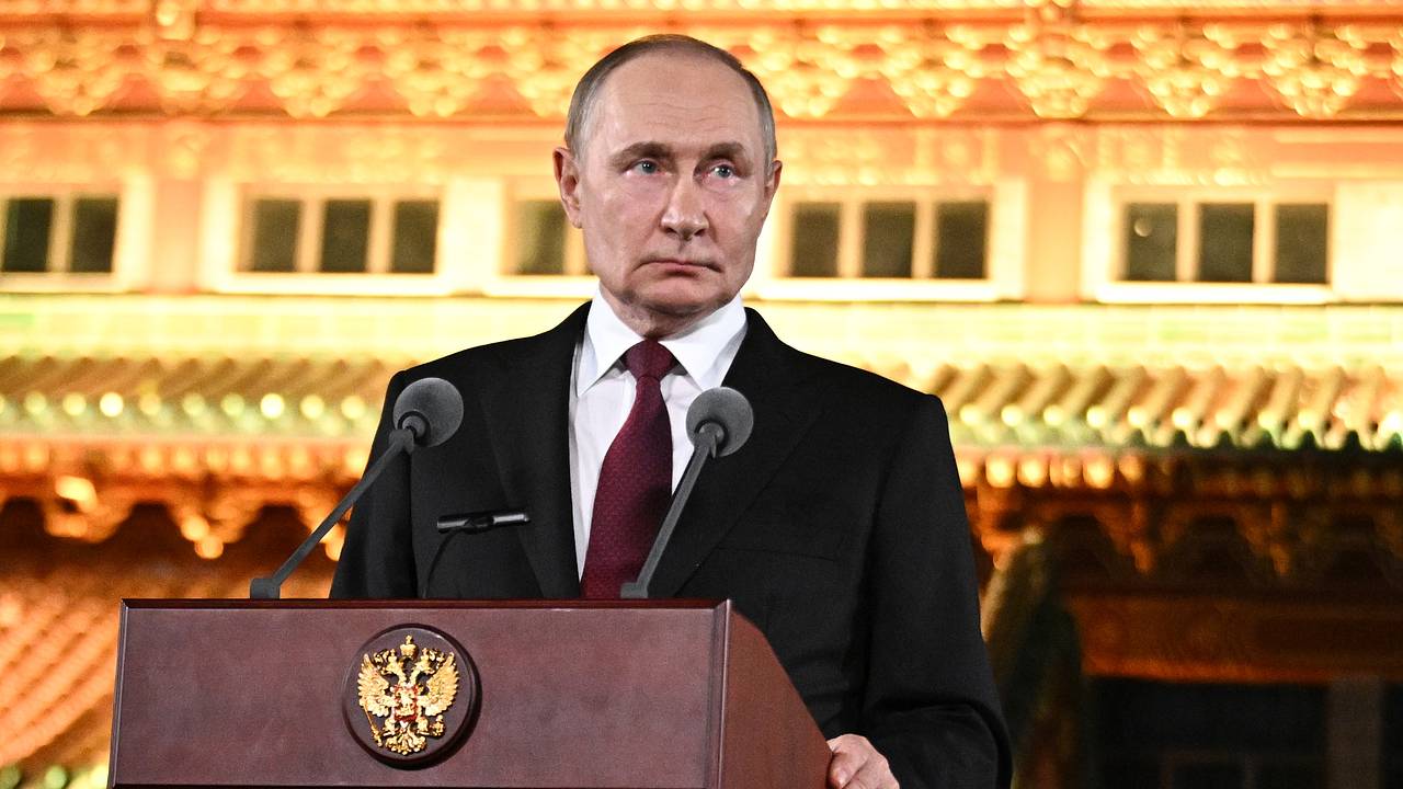 Заместитель Си Цзиньпина высказался о Путине на пленарном заседании ПМЭФ
