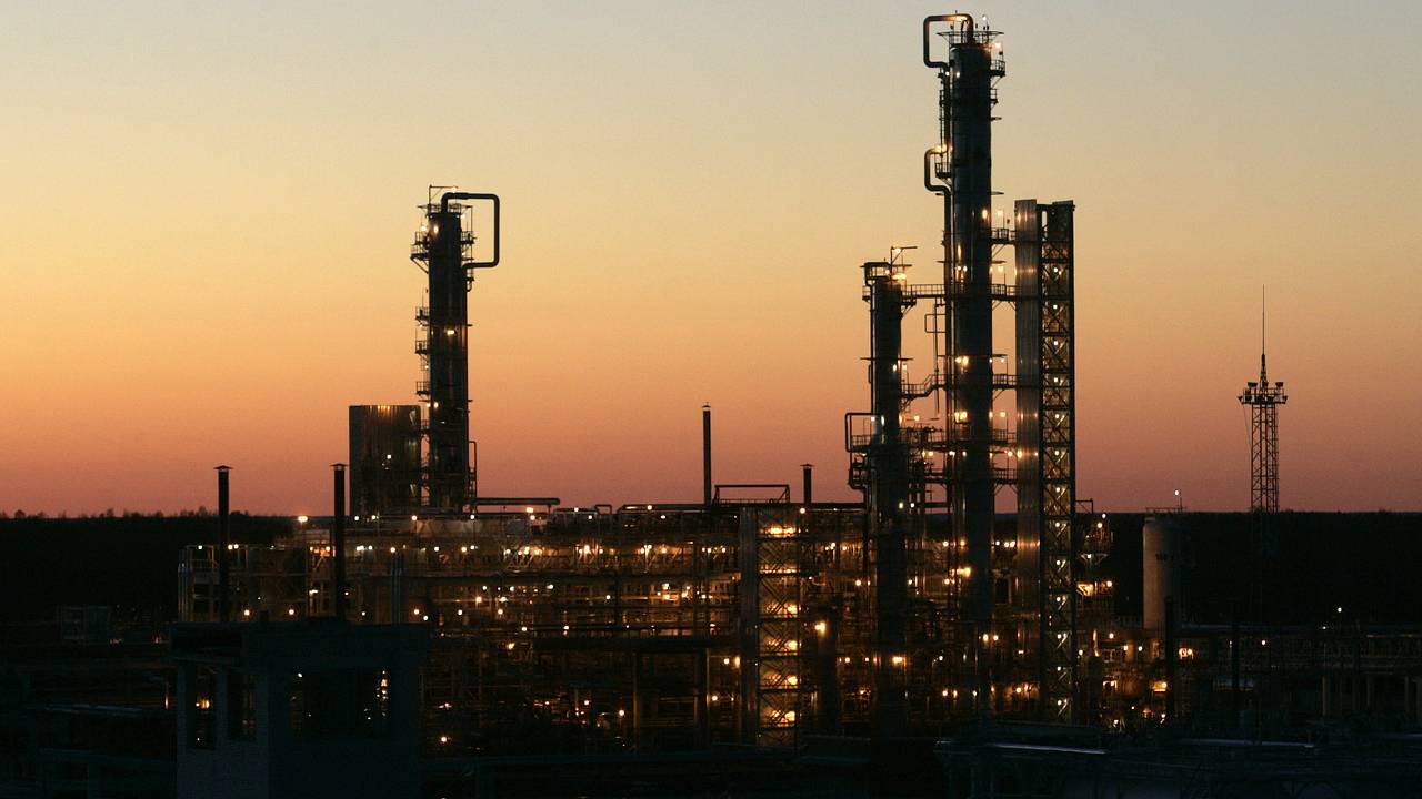 Путин оценил влияние роста цен на нефть на бюджет России