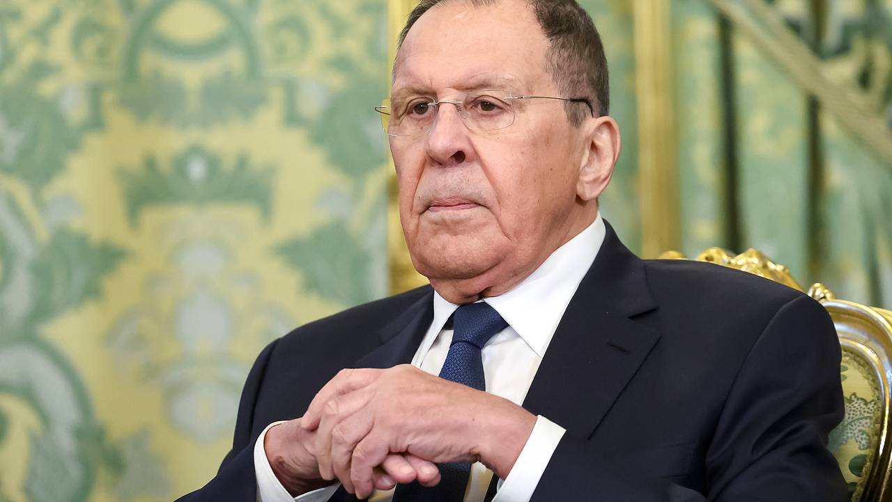 Лавров пообещал добиться восстановления прав русских на Украине Лавров пообещал добиться восстановления прав русских на Украине