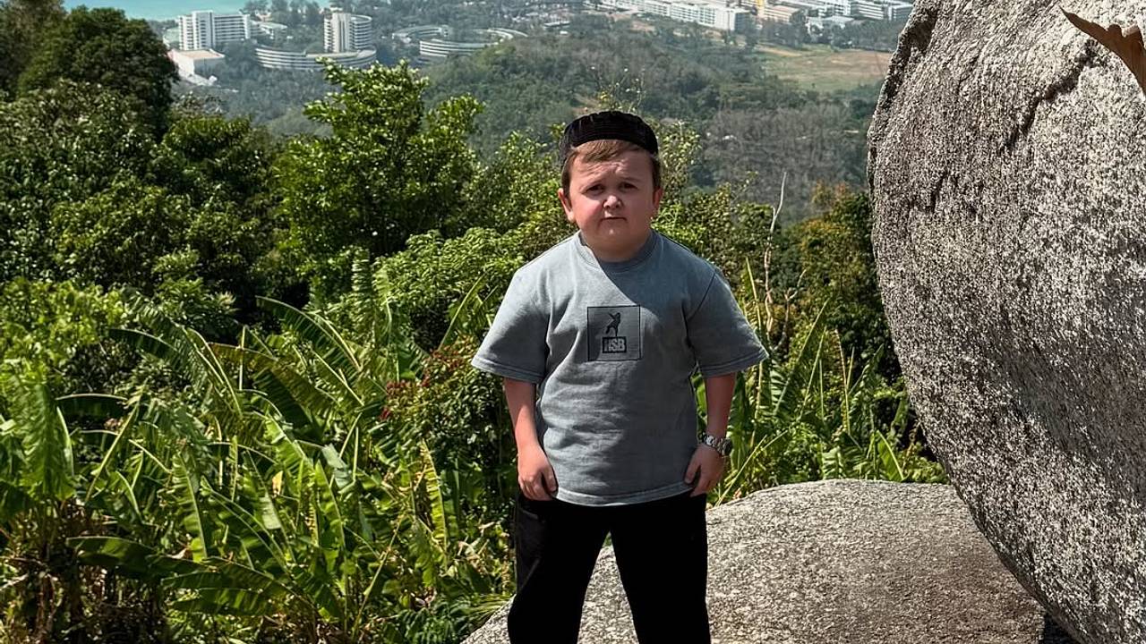 У Хасбика угнали машину У Хасбика угнали машину