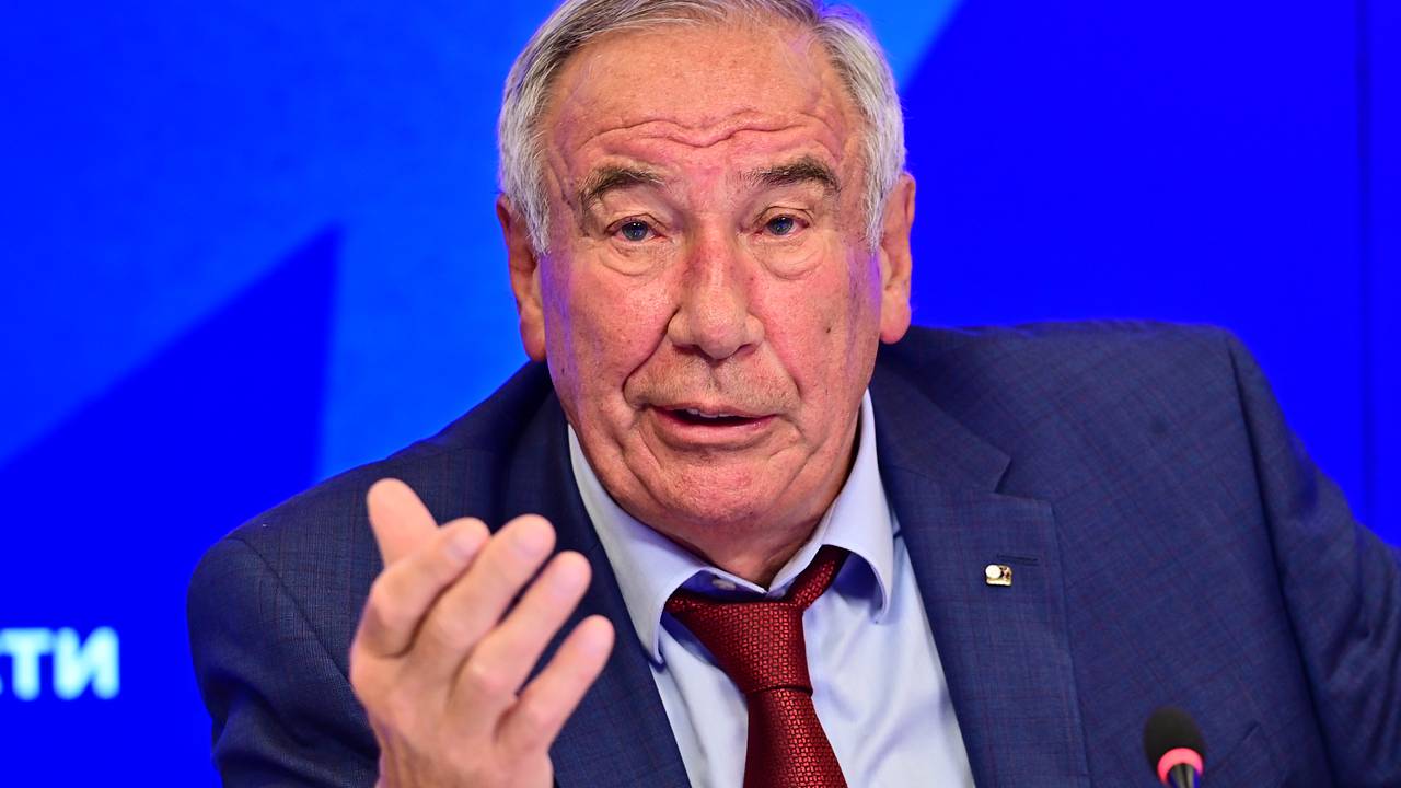 Тарпищев сравнил Андрееву с Шараповой