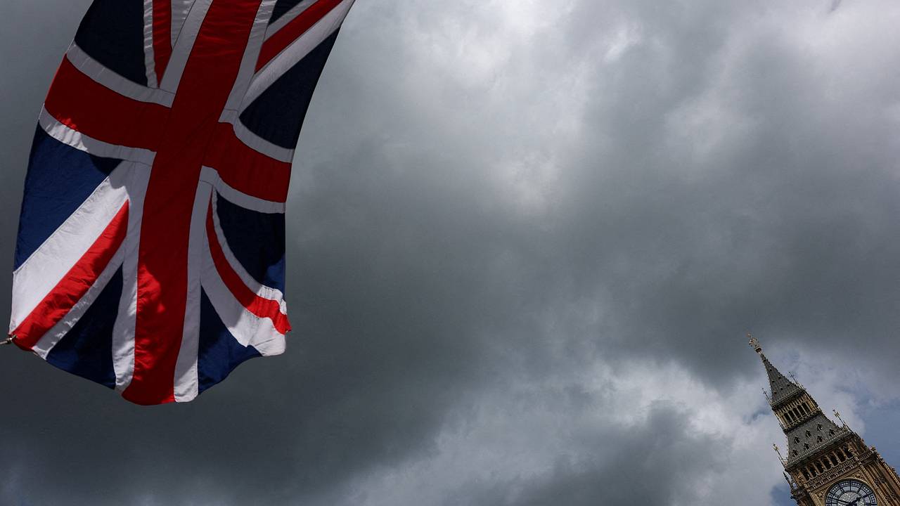 В Британии назвали необычную причину нападок на Россию В Британии назвали необычную причину нападок на Россию