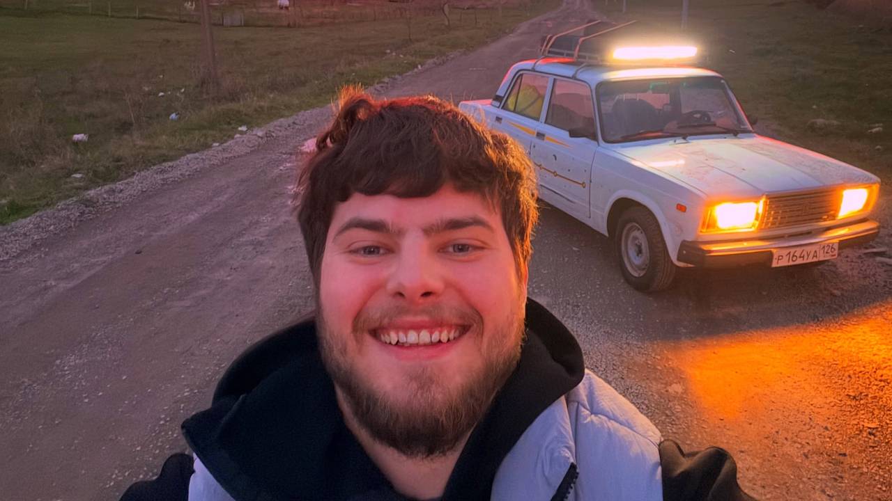 Россиянин доехал до Дубая на купленных за 57 тысяч рублей «Жигулях»