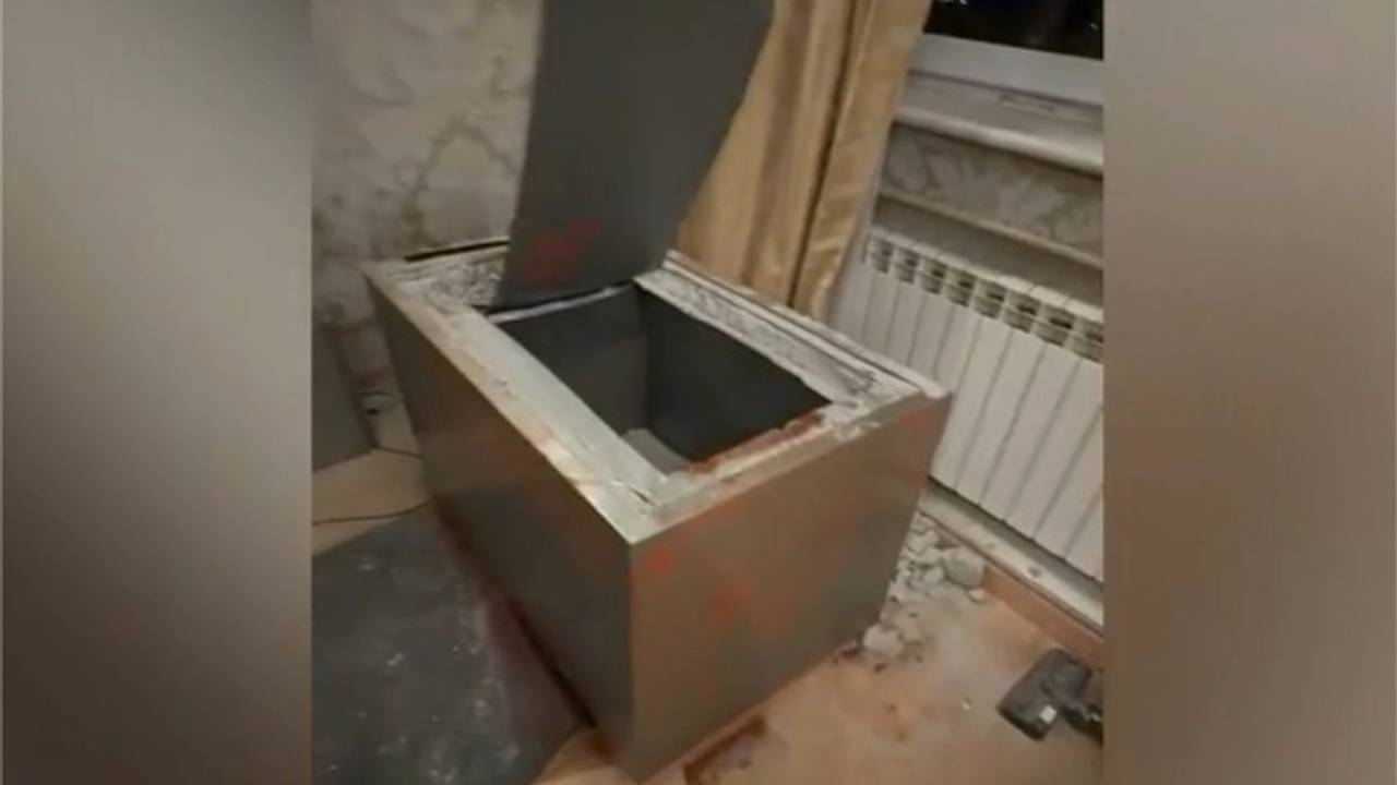 Похищенные в Москве украшения с бриллиантами и коллекция швейцарских часов попали на видео